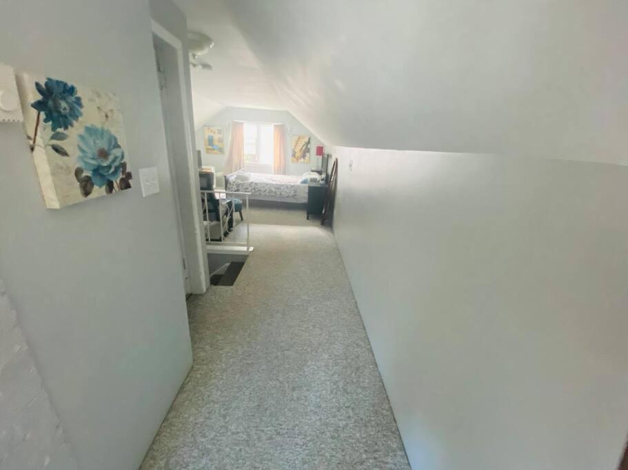 Artistic Apartment Near Downtown Victoria Dış mekan fotoğraf